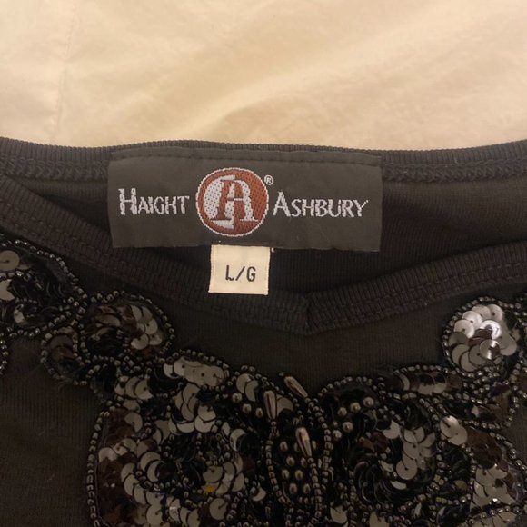 Black sequin decal tank top - Picture 2 of 2